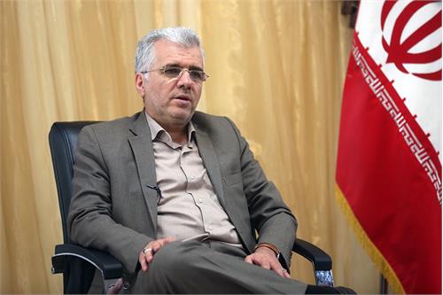 عزم وزیر برای مبارزه با متخلفین بازار «وَس» جدی است/ برای پایان «وَس» انگیزه سیاسی نداریم/ ​خط قرمز ما حق‌الناس است/ بیش از ۹۰ درصد بازار «وَس»، بستر سو استفاده شده است/ گردش مالی ۲۵۰۰ میلیارد تومانی در بازار «وَس»