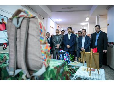 حضور وزیر ارتباطات در آیین آغاز سال تحصیلی