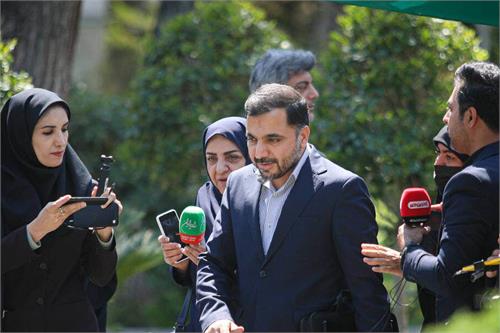 12 درصد خدمات دولت، هوشمند شده است / آماده بودن تعدادی از ماهواره ها برای پرتاب