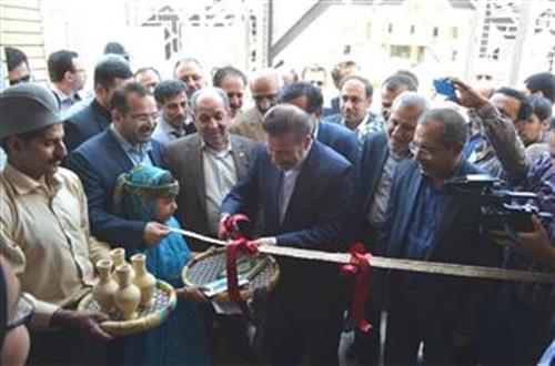 حضور دکتر واعظی در شهرستان لارستان