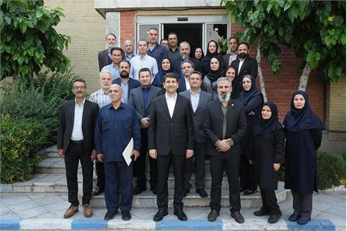 تجلیل سیدستار هاشمی از همکاران مرکز روابط عمومی وزارت ارتباطات