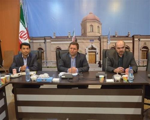 مدیرعامل شرکت پست تاکید کرد: روستاییان و عشایر برای ثبت نام مرحله دوم یارانه، تنها به ماموران پست اطلاعات دهند