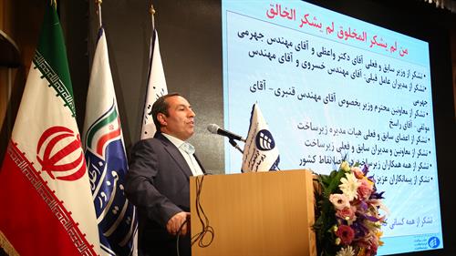 ظرفیت شبکه IP کشور تا پایان مهرماه به سه برابر افزایش پیدا می کند / واگذاری ترافیک بین المللی VOICE و فیبر تاریک