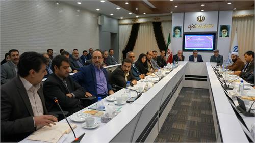 بررسی راهکارهای توسعه کسب و کار بخش ICT در روستاها در کارگروه امور زیربنایی استان خراسان جنوبی