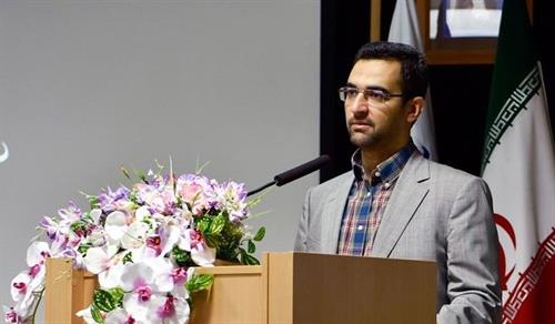 آذری جهرمی: هزینه استفاده از شبکه ملی اطلاعات یک سوم اینترنت بین‌الملل است