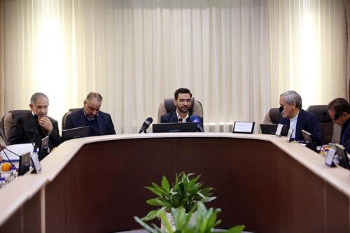 اقدامات و برنامه های دستگاه های اجرایی و وزارتخانه هایی که در روستاها ارایه خدمات می‌دهند با توجه به ایجاد بستر خدمات اینترنت پر سرعت