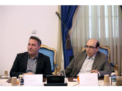 نشست اعضای کمیسیون صنایع و معادن مجلس با وزیر ارتباطات و فناوری اطلاعات