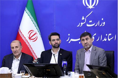 می‌توان با همدلی و استقامت فشار حداکثری دشمن را تبدیل به رشد حداکثری کرد/ در شرایط تحریم مدیران ساده‌زیستی را از خودشان آغاز کنند/ تلاش برای پوشش صد در صدی ارتباطی استان