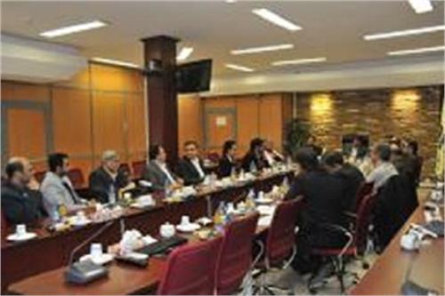 نشست مشترک مسئولین پست با شرکت های پستی بین المللی برگزار شد