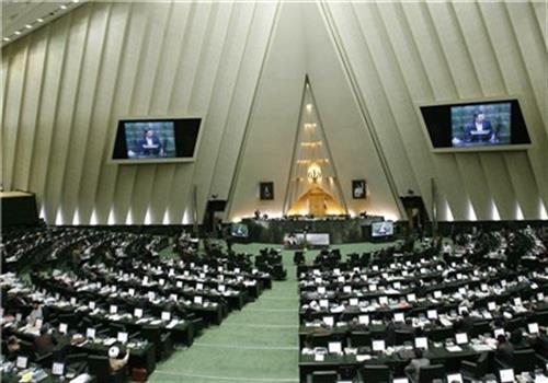 حسینی در موافقت با رای اعتماد به واعظی: واعظی در دوران جنگ عبور از آنالوگ به دیجیتال را پایه‌گذاری کرد
