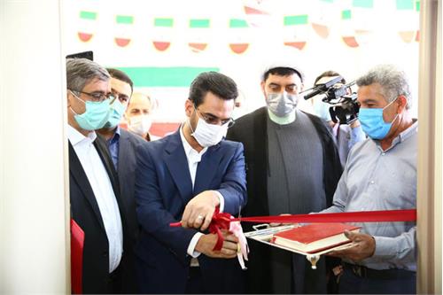 آذری جهرمی وارد استان همدان شد