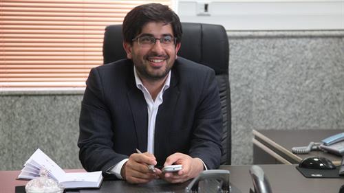 توسعه تجارت الکترونیک با کشورهای عضوCIS را دنبال می کنیم