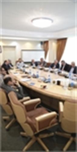 در نشست مشترک دکتر واعظی و دکتر ستاری مطرح شد:حمایت از تولیدات داخلی و کسب و کارهای حوزه ICT