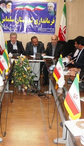 کمبود ها و نارسایی های حوزه زیرساخت‌های ارتباطی و دولت الکترونیک شهرستان سلماس با حضور معاون استاندار و مدیران استانی وزارت ارتباطات بررسی شد
