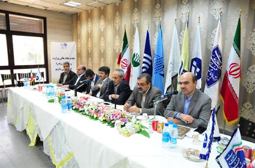دکتر فرنقی زاد: تقدس شغل خبرنگاری با رعایت اخلاق حرفه ای معنی می یابد