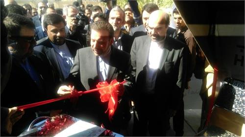 دکتر واعظی در مراسم افتتاح اینترنت پرسرعت 376 روستای استان هرمزگان: موفقیت برجام قدرت سیاسی ایران اسلامی را به رخ جهانیان کشید