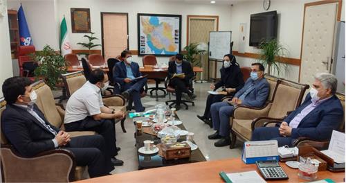 نشست مشترک پست و شرکت ملی پخش فرآورده‌های نفتی برگزار شد