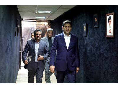 بازدید وزیر ارتباطات از خبرگزاری تسنیم به مناسبت روز خبرنگار