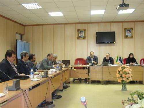 بررسی تکالیف اپراتورها در جلسه کمیته زیرساخت های ارتباطی استان گیلان