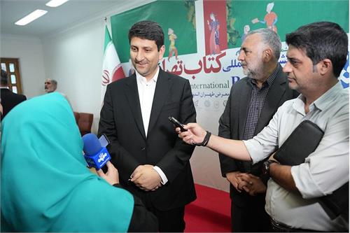 تعیین‌تکلیف مزایده فرکانس‌های ۳۶۰۰ و ۳۷۰۰ مگاهرتز در هفته جاری/ تقدیر از نقش پست در گسترش عدالت فرهنگی
