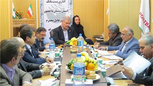 دکتر فرحی: تسهیلات پرداختی بانک‌ها باید در راستای اشتغال‌زائی و پویائی اقتصادی باشد