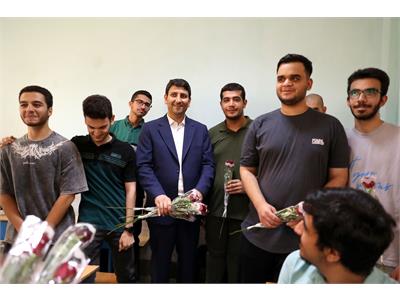 جشن آغاز سال تحصیلی ۱۴۰۴-۱۴۰۵ در دبیرستان علامه حلی با حضور وزیر  ارتباطات و فناوری اطلاعات