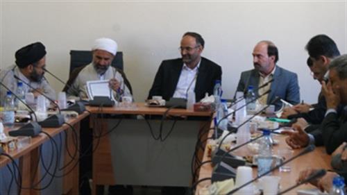 تأسیس پژوهشکده فناوری اطلاعات  در دانشگاه قم
