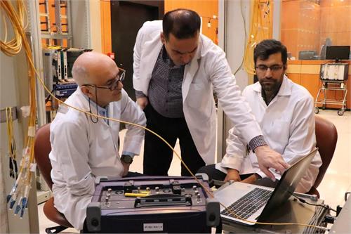 آزمایشگاه جامع فناوری ارتباطات در خدمت توسعه محصولات دانش‌بنیان