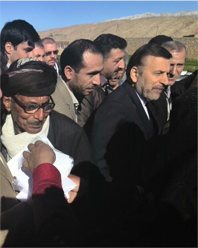 وزیر ارتباطات و فناوری اطلاعات با حضور در روستای آینه اینترنت پرسرعت 60 روستا،  تلفن خانگی 29 روستا و صندوق خرد روستایی 13 روستا  را افتتاح کرد