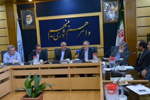 معاون وزیر ارتباطات خبرداد: امکان ارائه خدمات سلامت با ترمینال های ارتباطی موجود