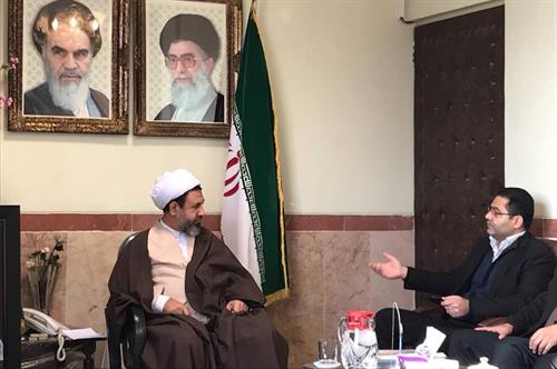 دیدار مدیرکل ارتباطات و فناوری اطلاعات استان کرمان با نماینده ولی فقیه در استان کرمان