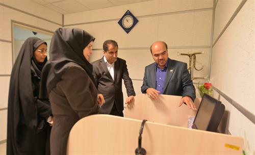 معاون حقوقی امور دولت و مجلس در بازدید از مرکز  پاسخگویی 195: مشکلات مردم از دغدغه های نمایندگان است
