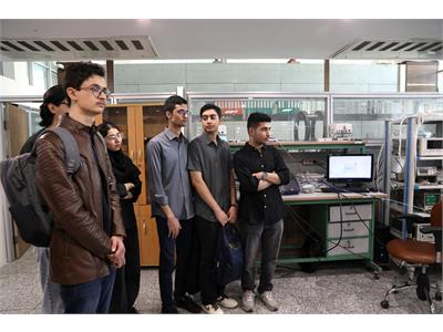 تقدیر وزیر ارتباطات از نفرات برتر کنکور رشته ریاضی