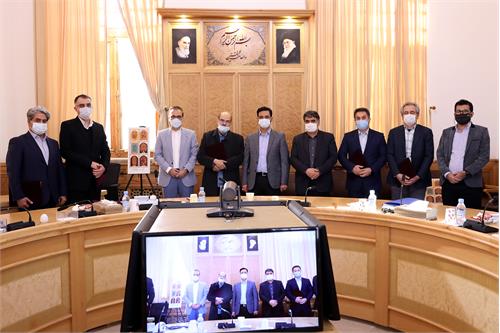 از اعضای شورای عالی تمبر قدردانی شد/ تمبر به چرخه پستی کشور بازمی‌گردد