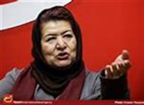 پوران درخشنده و سامانه پیامکی مخصوص زنان