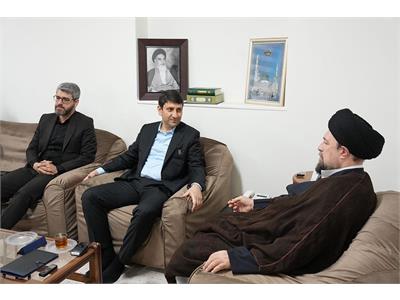 دیدار وزیر ارتباطات با یادگام امام