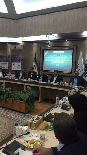 وزیر ارتباطات با فعالان و نخبگان ICT استان خراسان جنوبی دیدارکرد
