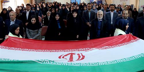 مولاوردی: با اجرا و عمل به سیاستهای ابلاغی اقتصاد مقاومتی می توانیم فرهنگ، جامعه و خانواده ای سالم داشته باشیم/ بین اقتصاد و آسیب‌های اجتماعی ارتباط مستقیم وجود دارد