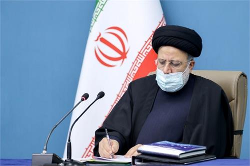 دومین جلسه شورای عالی فضایی به ریاست آیت الله رئیسی برگزار شد / برنامه ۱۰ ساله فضایی کشور تصویب شد