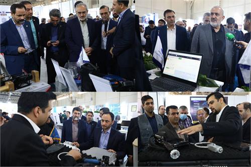 روز پرجنب و جوش غرفه وزارت ارتباطات در نمایشگاه روایت خدمت