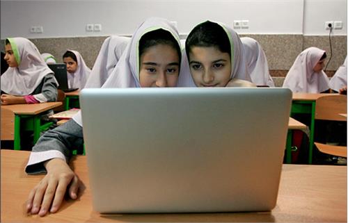 اتصال بیش از ۴ هزار مدرسه به شبکه فیبر نوری