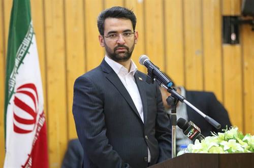 کلید عبور از همه موانع، همراهی و دلبستگی مردم به نظام اسلامی است /  بنا نیست وقتی خدمتی می‌کنیم حق السهم بیشتری بخواهیم