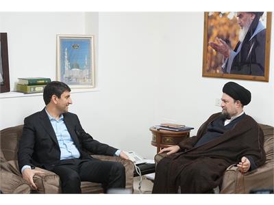 دیدار وزیر ارتباطات با یادگام امام