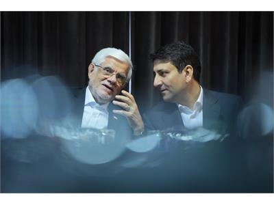 بازدید معاون اول رییس جمهور از سازمان فضایی ایران