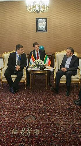 باحضور معاون اول رییس جمهور و نخست وزیر مجارستان : سند همکاری در زمینه ارتباطات و فناوری اطلاعات میان دوکشور امضا شد