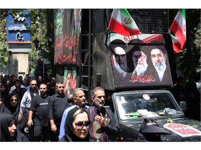 گردهمایی بزرگ عاشورائیان خانواده ارتباطات