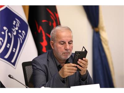 نشست اعضای کمیسیون برنامه و بودجه مجلس با وزیر ارتباطات
