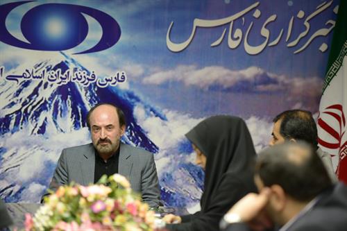 دکتر محمد حسن نامی: وزارت ارتباطات به لحاظ استراتژیکی یکی از مهم ترین وزارتخانه های این کشور است