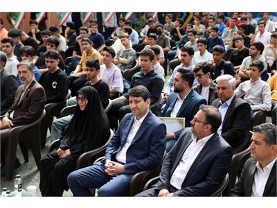 جشن آغاز سال تحصیلی ۱۴۰۴-۱۴۰۵ در دبیرستان علامه حلی با حضور وزیر  ارتباطات و فناوری اطلاعات