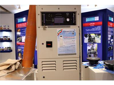 بازدید وزیر ارتباطات از نمایشگاه دستاوردهای جهاد دانشگاهی